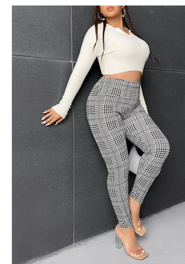 Leggings a cuadros Glen con curvas