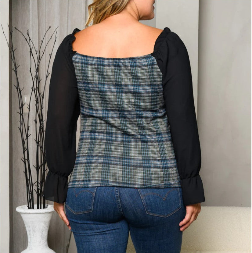 Long Sleeve Button Detailed Top