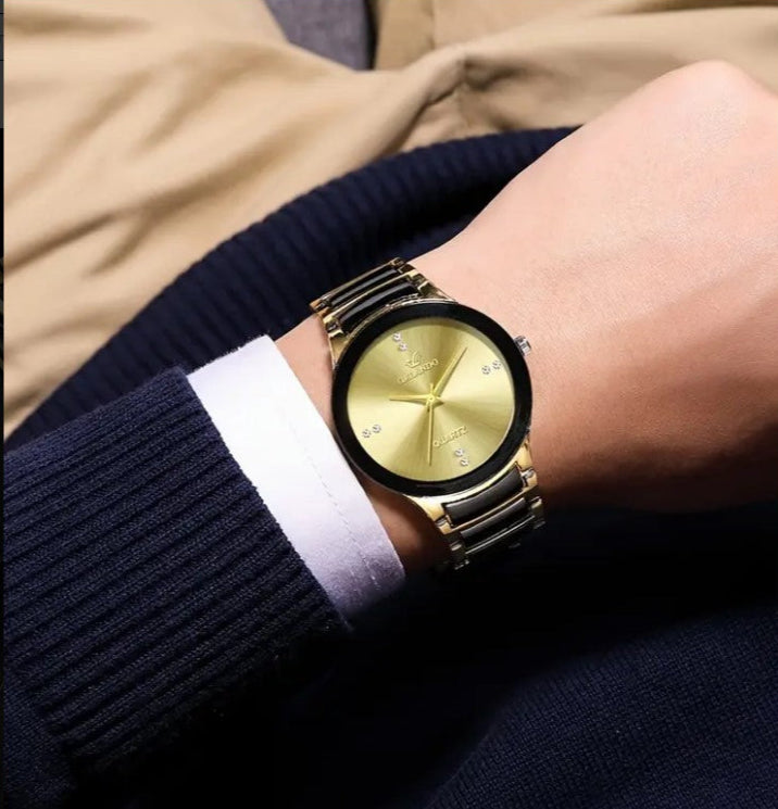 Men's British Style Golden Steel Strap Pointer Plated Diamond Quartz Watch