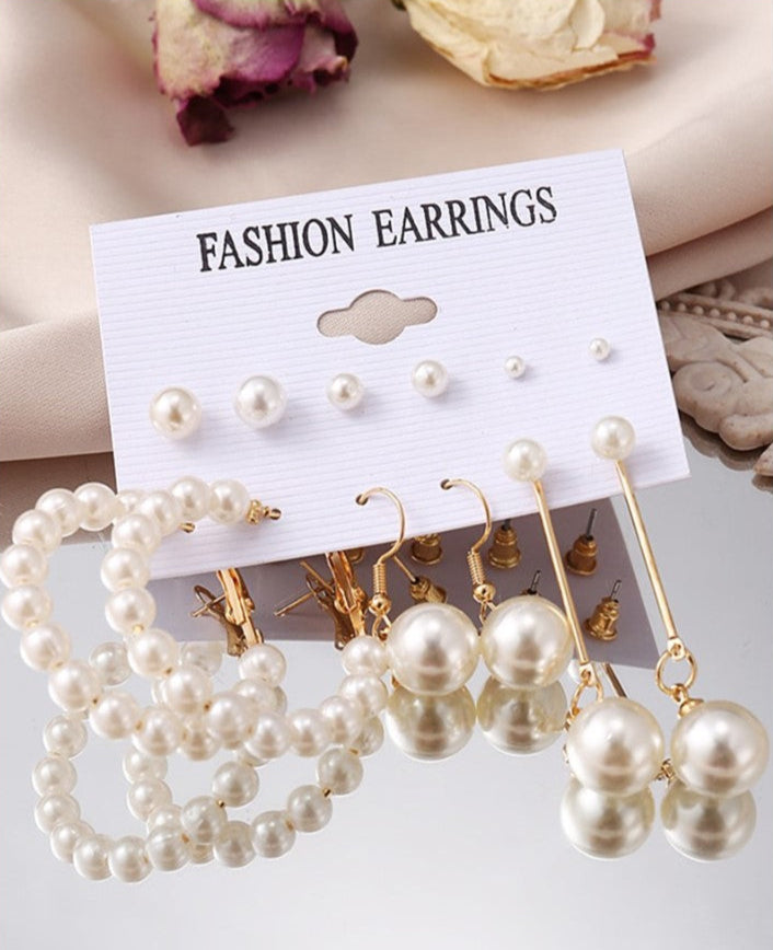 6 pares de aretes de aro con cuentas y perlas
