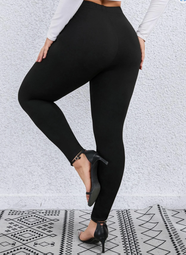 Plus Letter Graphic Leggings